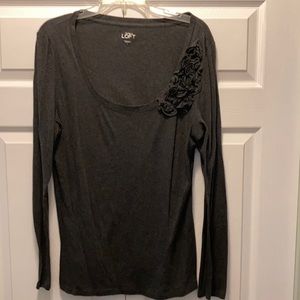 LOFT, long sleeve shirt, size L in dark gray